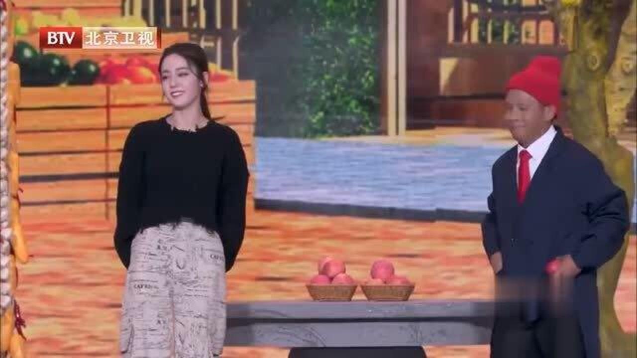 2021春晚宋小宝李雪琴携手热巴小品苹果熟了的时候贼逗