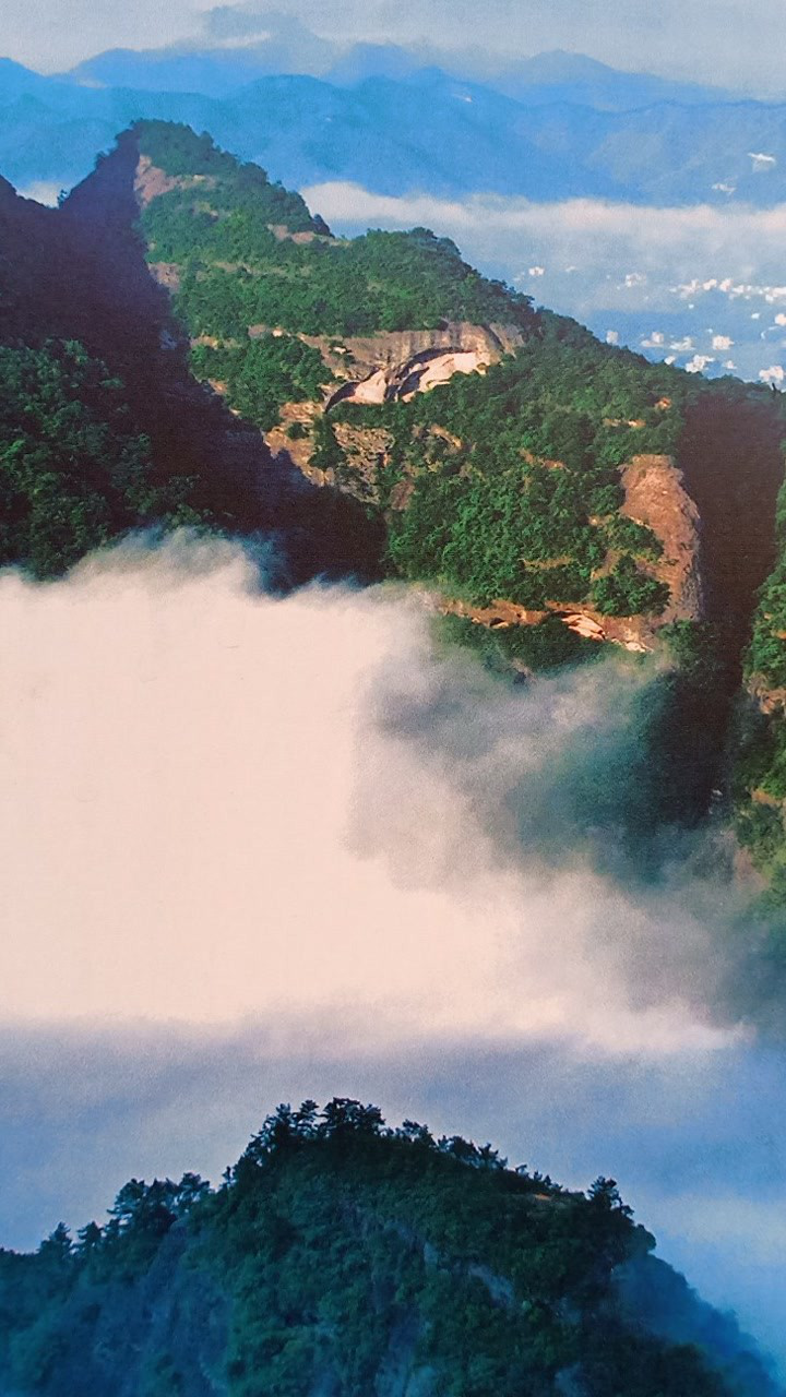 廣西都嶠山玻璃橋