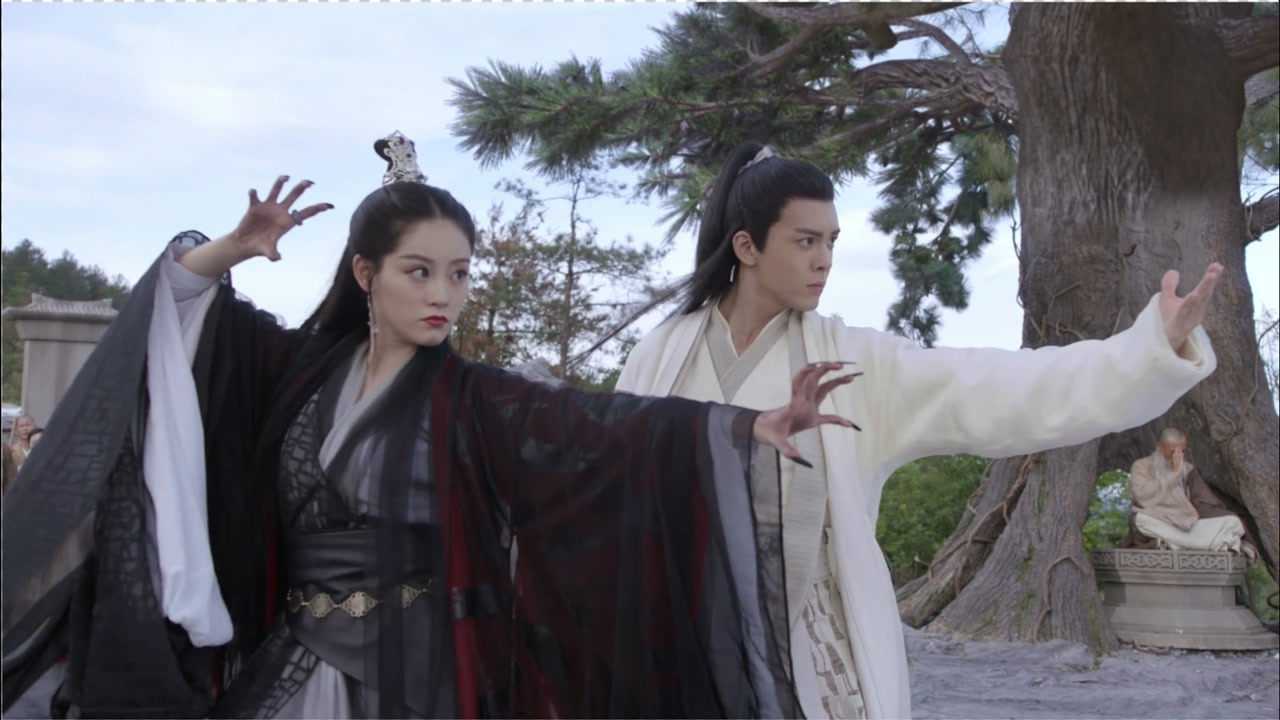 《倚天屠龙记》第47集01:张无忌周芷若合体挑战少林三大高僧,二人联手