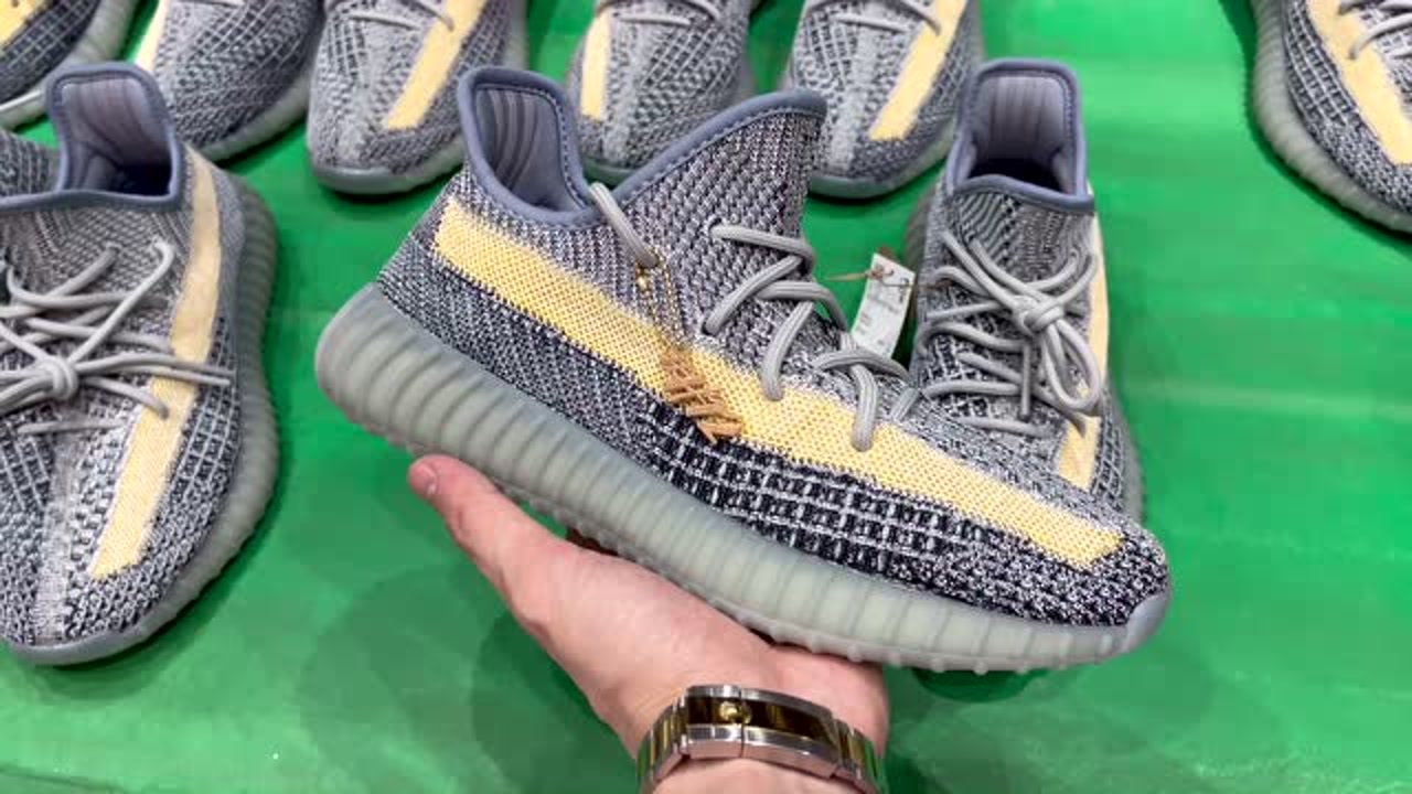 Yeezy 350 v2 on sale h12