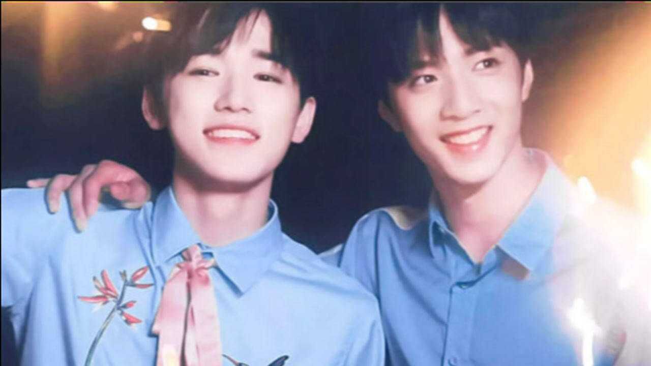 时代少年团文轩cp有多甜吻文子叫轩轩子小宝贝儿背背抱抱好亲昵