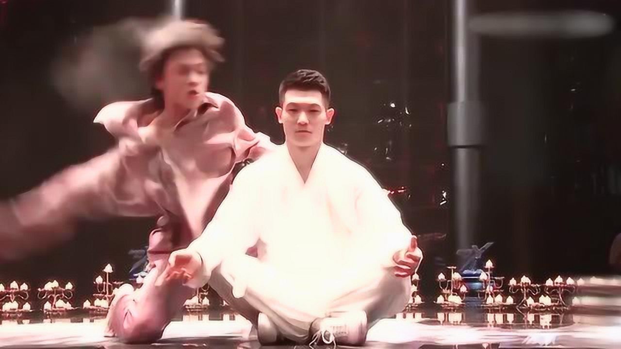 【乔治x黄潇《双》】当大家谈论艺术的时候 只有我在脑内开车【这就是街舞】_高清1080P在线观看平台_腾讯视频