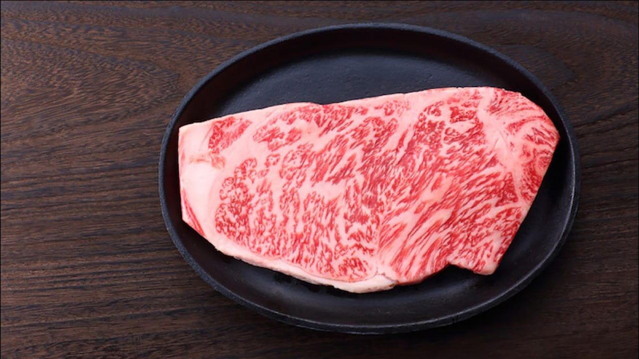 日本和牛的历史只有60年,却发展成全球最贵的牛肉,为什么和牛这么昂贵