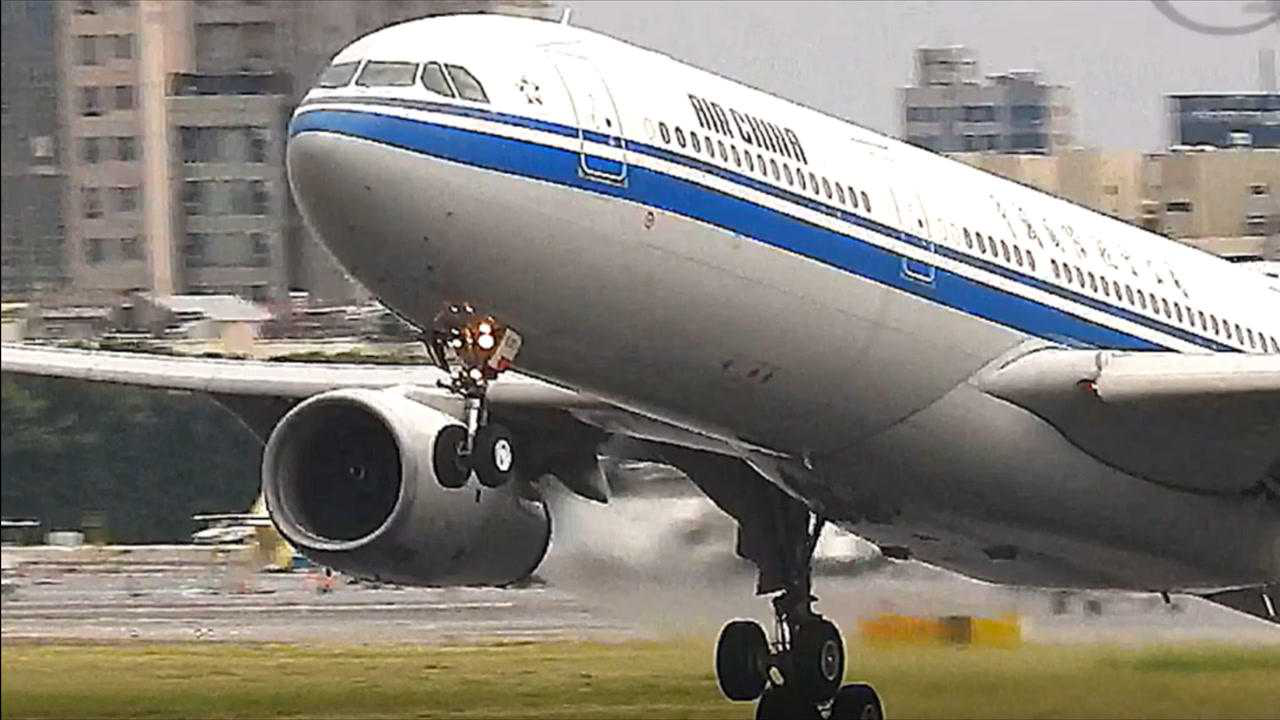 不载旗的国航空客a330客机在台北松山机场起降合集!_腾讯视频