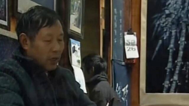 民间艺人:凤凰旅游区凤凰8号,是旅游者必去叩访之地