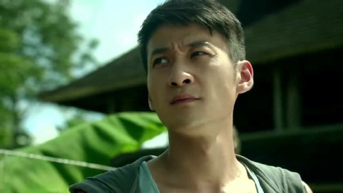 卧底2:02一个眼神便漏出了破绽