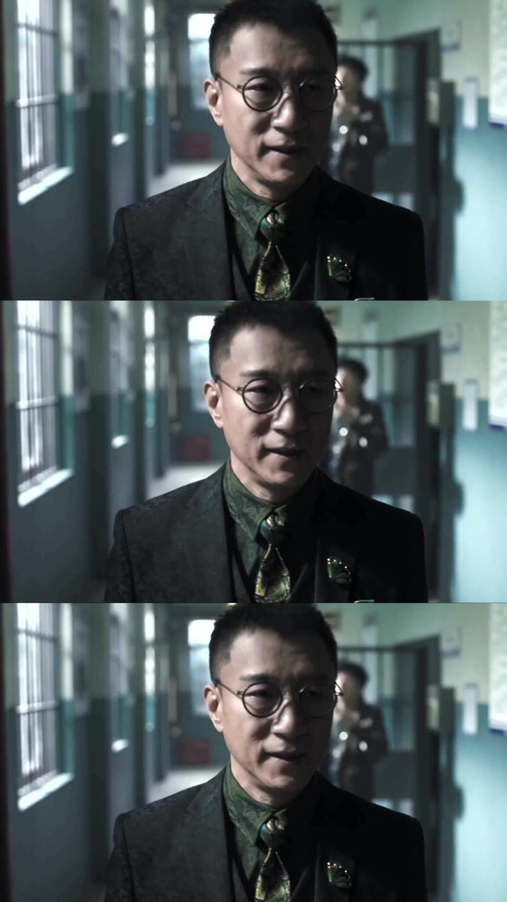 《扫黑风暴》中饰演李成阳的孙红雷一秒变脸,和气与杀气切换自如.