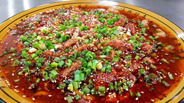 饭店的水煮肉片为什么那么好吃?原来是这样做的,大厨教你技巧