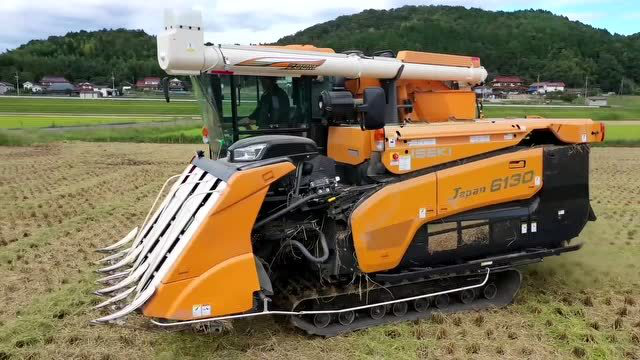 hj6120,又称日本,是新一代 iseki联合收割机的新起点