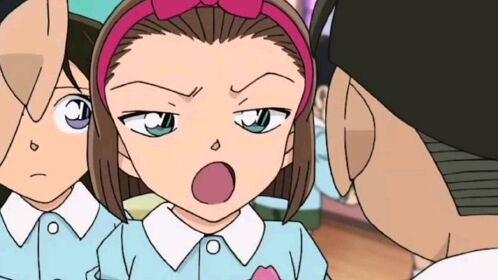 名侦探柯南:园子小时候好可爱,已经护着小兰了