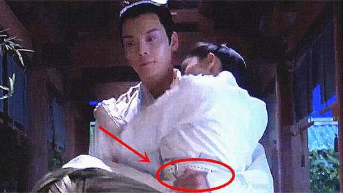 陈伟霆公主抱杨幂，有谁注意到他的手放在了哪里？瞬间暴露人品！