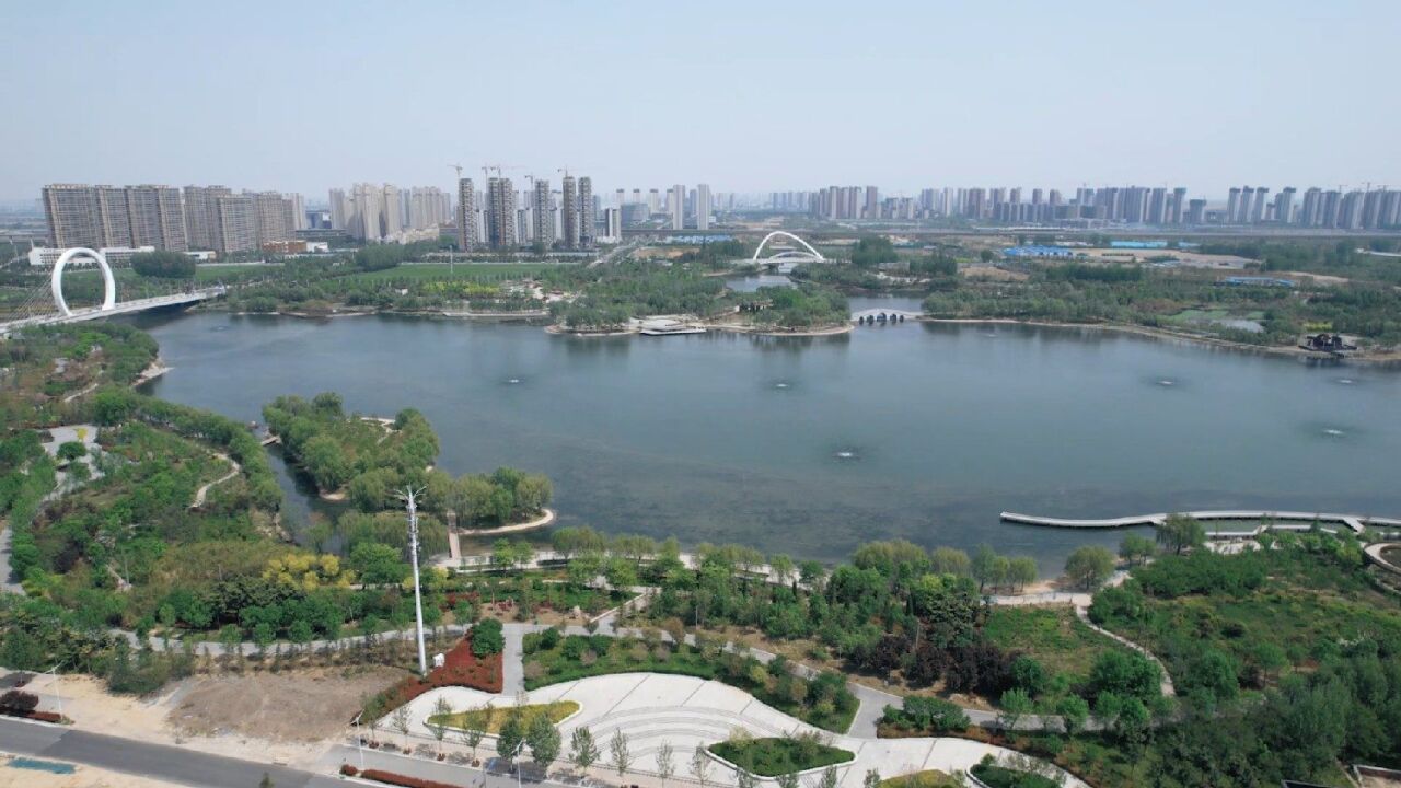 春暖花开时分疫情闭园中的蝶湖湿地公园依然绚丽多彩