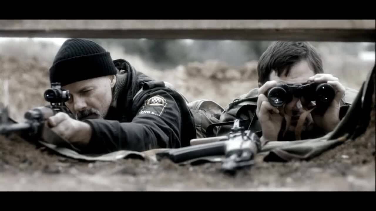 一部生猛火爆刺激的现代丛林战争电影 没有看过是你的遗憾!