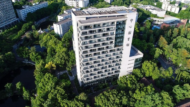 中国大学生在线"最美图书馆"参赛视频 - 西南大学图书馆