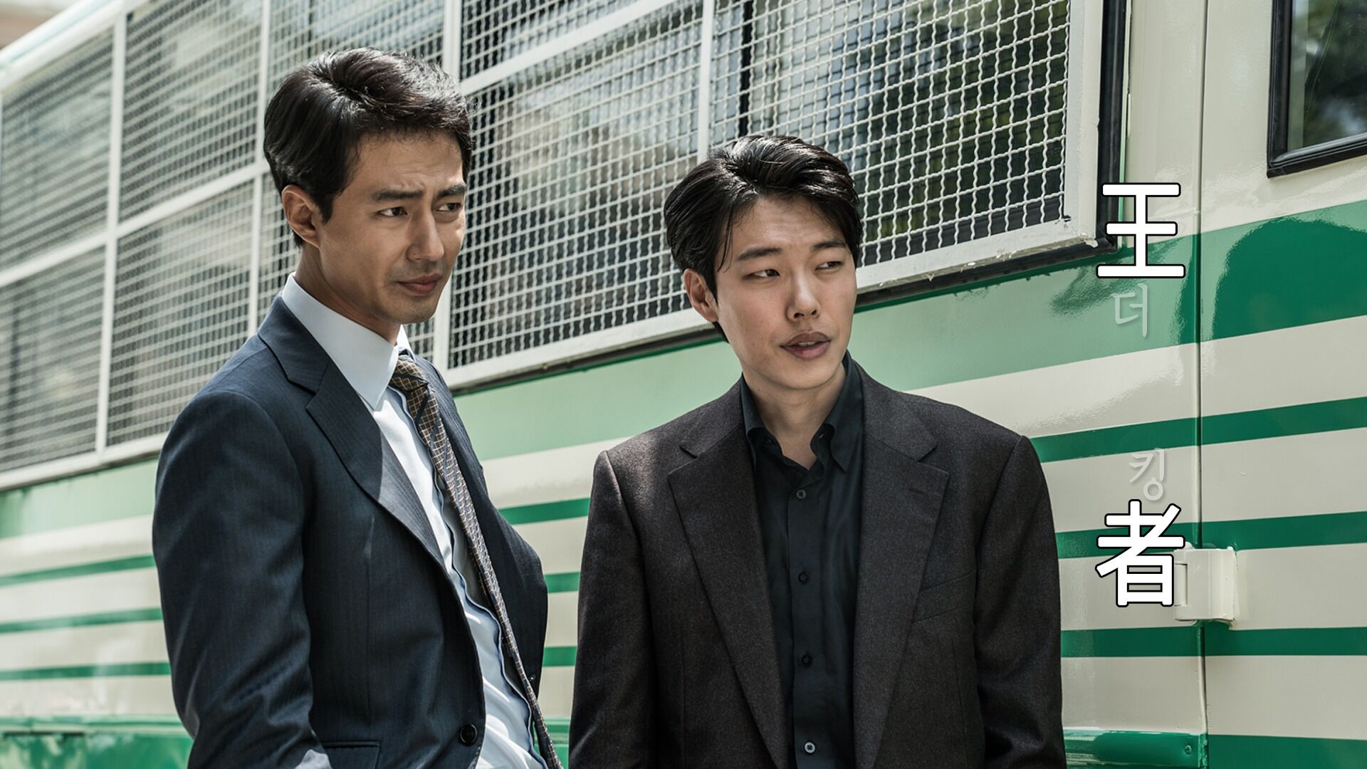 韩国的检察官有多嚣张能在军事禁区度假出行还有警车开道