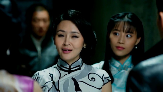 信者无敌:军统私下拷问四位美女,司令一脚踹开门,军统大祸临头