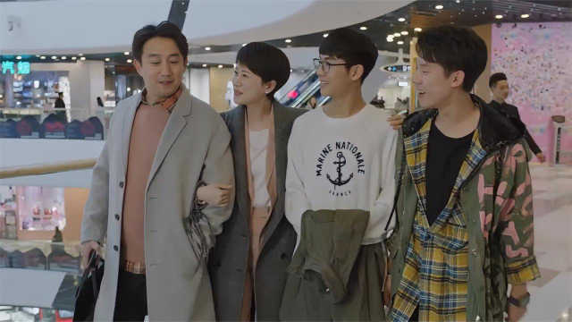 小欢喜:方一凡跳舞遭到一群人围观,文洁惊呆了,跳的太好了吧