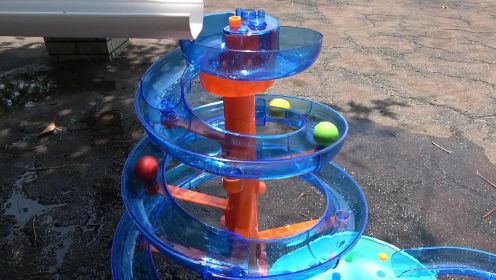 弹珠积木乐园系列：弹球一起玩水