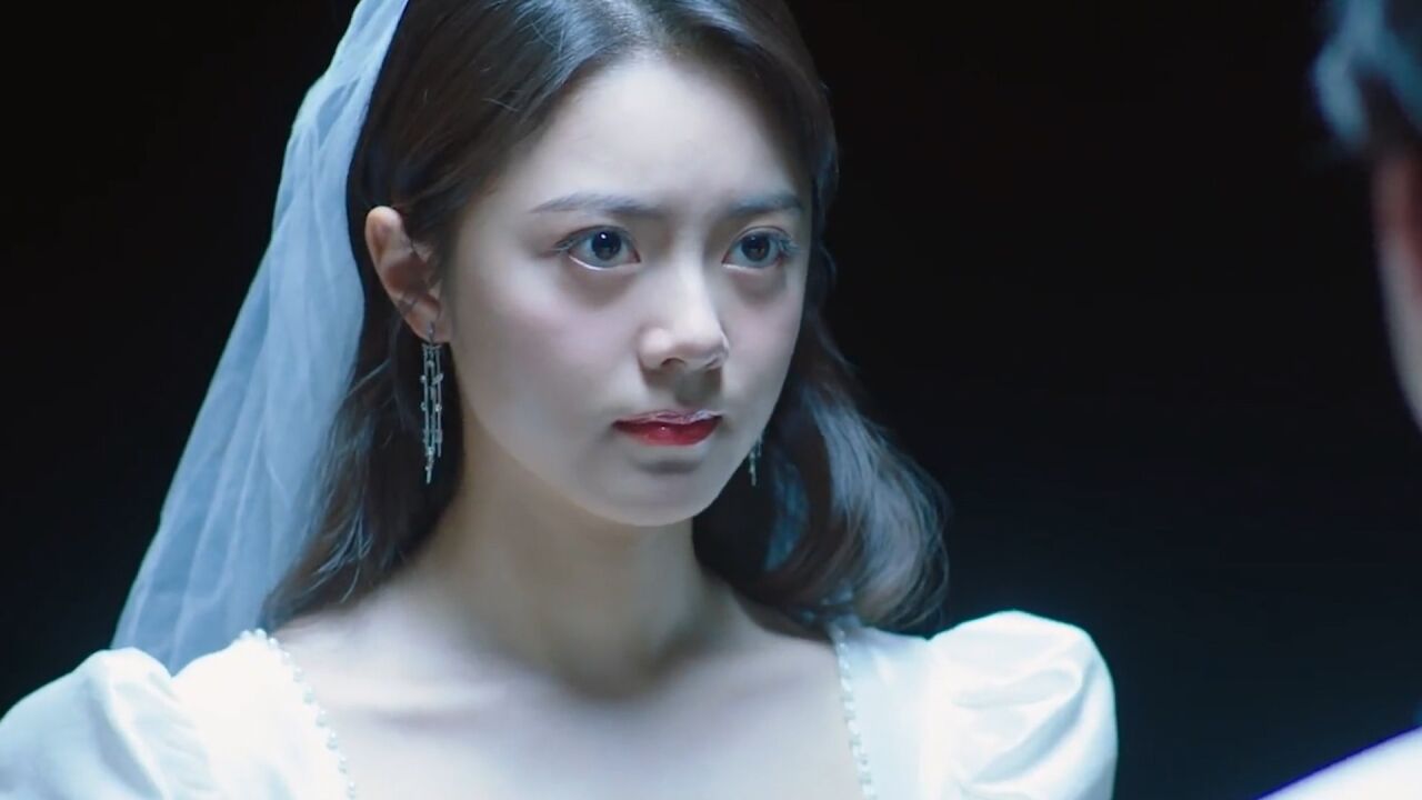 剪发吧作品——美女头发由长到短,再由短到光头全过程!_腾讯视频