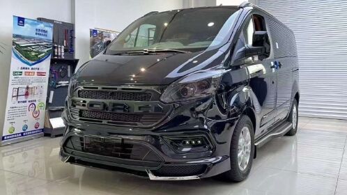 福特新款带空气悬挂的7座mpv商务车,vvcar9.1声道的音响超级赞