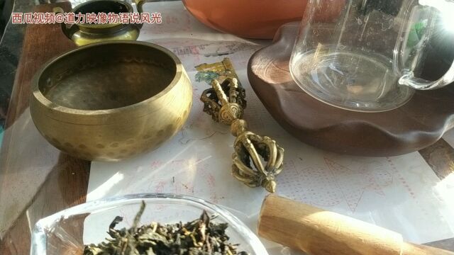 简简单单的喝茶.没有繁琐的过程.体会喝茶的乐趣.用心情喝茶