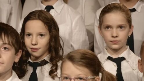 奥斯卡获奖短片《校合唱团的秘密》，结尾发人深省！