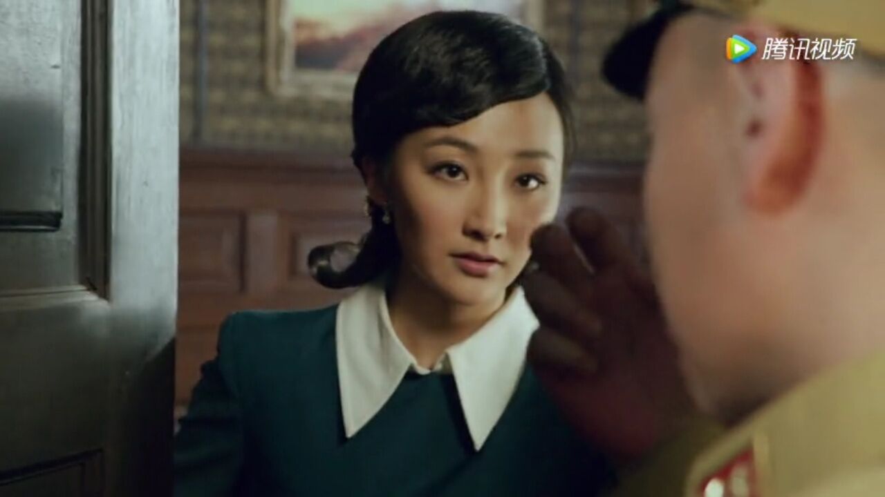 电视剧不可能完成的任务第21集龙雪被余得水抓走审问坐老虎凳片段