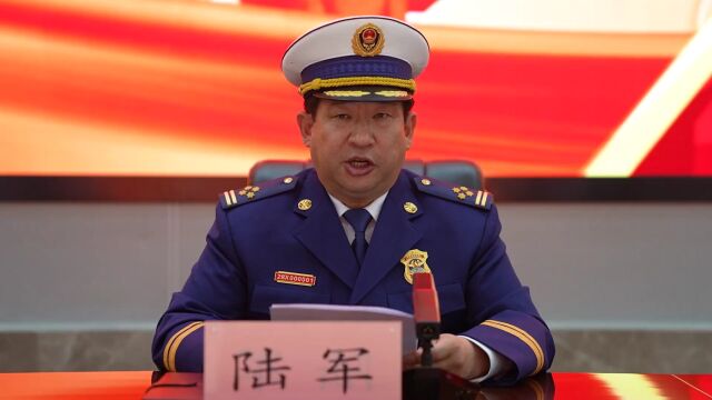 32名消防员晋升!甘肃消防举行高级消防员晋升消防救援衔仪式