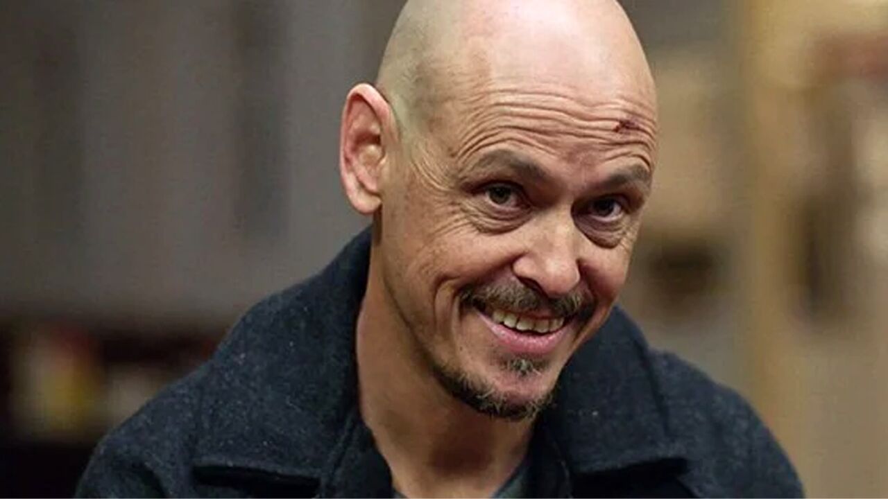 光头惹不起,光头一笑生死难料,杀手日常,狠人克星