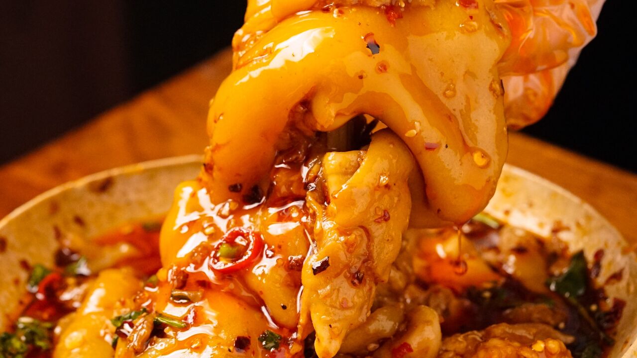 辣味老妈蹄花,登峰造极的软糯.