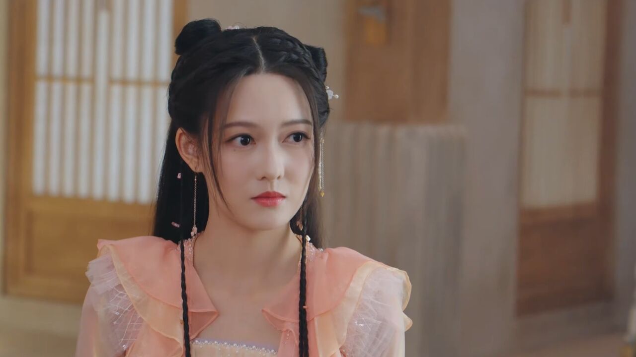 《雪鹰领主》孔悠月对雪鹰一见钟情