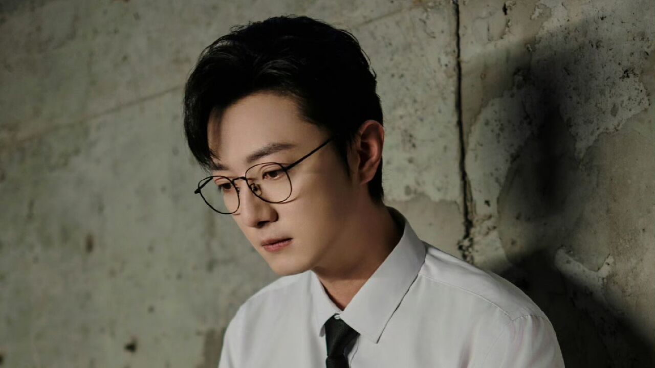 网曝苏小玎一年换仨女友,醉酒后在路边小便,本人公开道歉了