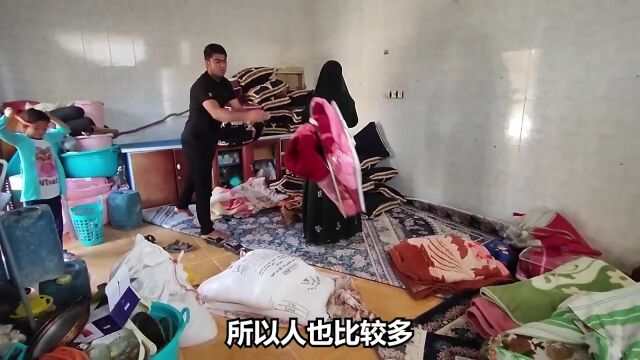 嫂子铁了心想把巴兰赶走,马赫迪不退步保护巴兰,嫂子越来越无理