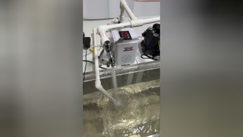 变频增压泵 ：水不稳定-进空气  管子里面有空气