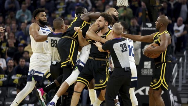 NBA官宣勇狼冲突罚单：追梦锁喉行为禁赛5场损失77万美元，三人被罚2.5万美元不禁赛