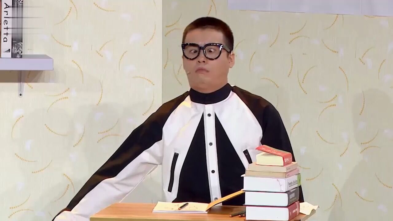 小品《安静》:叶逢春演绎大学寝室那些事,包袱甩得叮当响