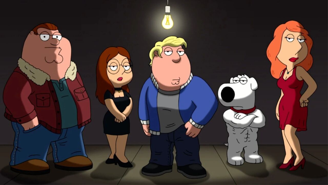 恶搞之家:梅根在丛林遭遇恶狼袭击不幸遇难,克里斯化身超人营救