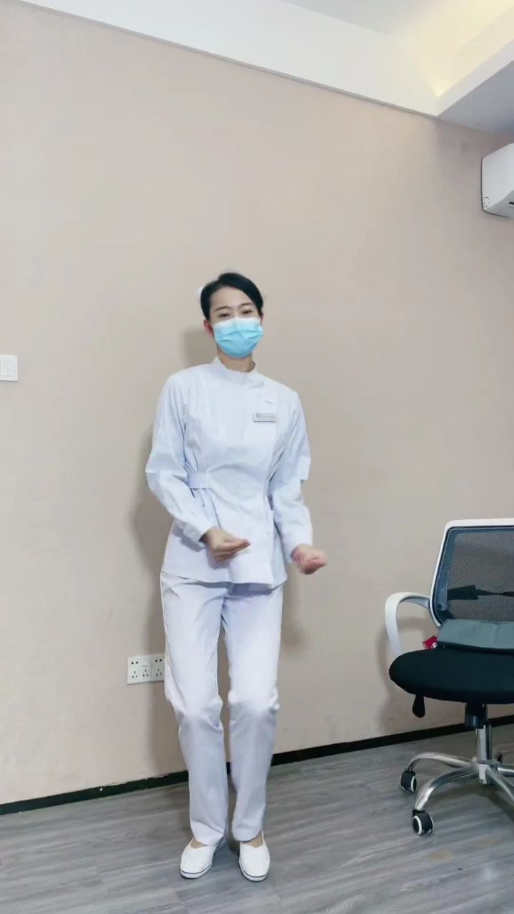 你的 #护花使者 我来做 #护士跳舞