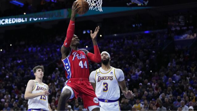 费城中锋里德言论引热议：浓眉就是个大假摔犯，防守他不能太有侵略性