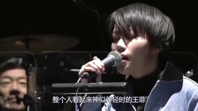 不愧是王菲的女儿,窦靖童演唱《幻月》,开口唱哭了台下的观众