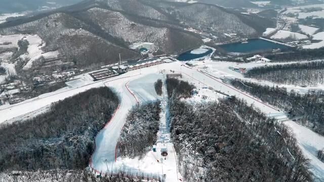 长春莲花山滑雪场邀您见证冠军时刻