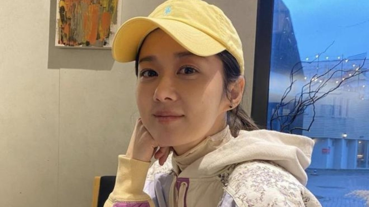 43岁张娜拉近照曝光,脸嫩得像二十几岁,曾说没钱就来国内被封杀