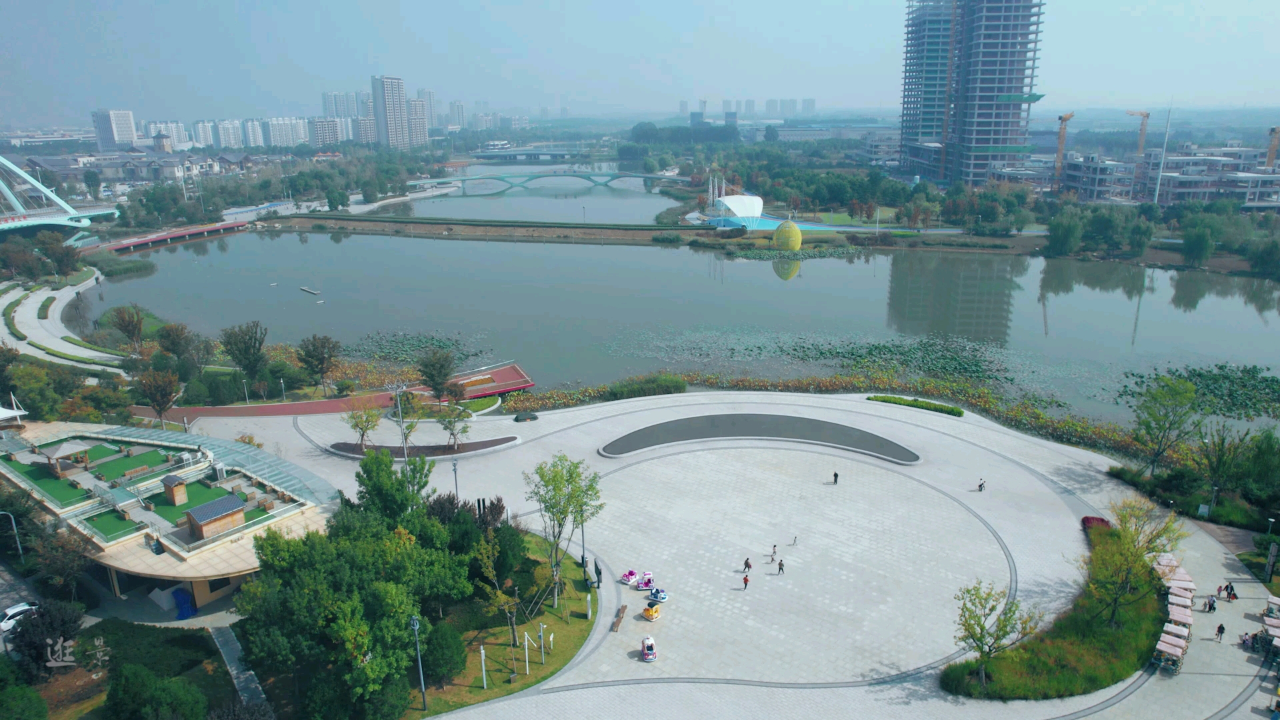 山东济宁市鸿雁湖公园美丽景色