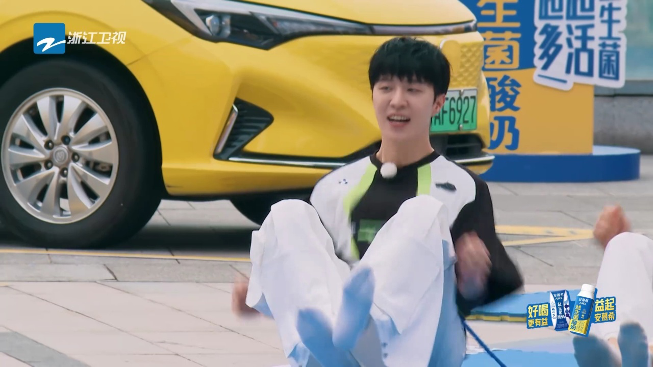 奔跑吧 第8季丨范丞丞孙艺洲忍不住化身一条固执的鱼?