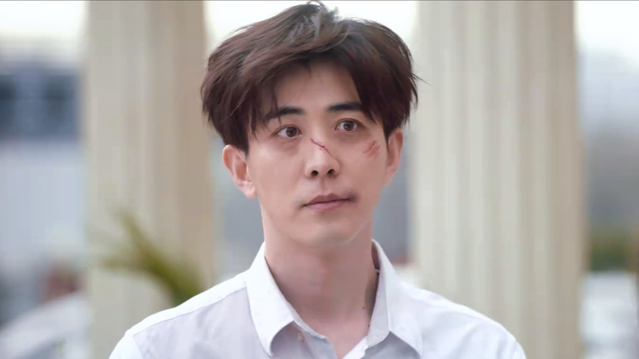 锤娜丽莎李川吃离婚蛋糕