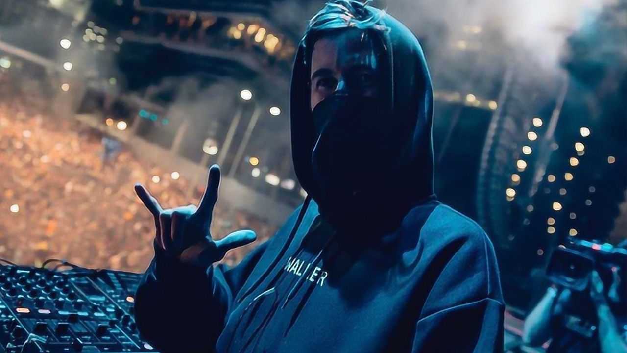 太嗨了电音鬼才alanwalker现身掀起全场最燃点edclasvegas2018