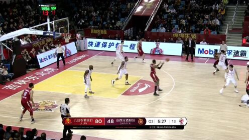 《CBA全场集锦》落后太多依旧不气馁 任骏威底角三分百步穿杨
