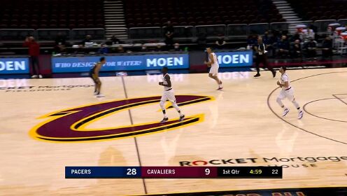 《NBA全场集锦》太稚嫩！小萨硬杠梅克打一个进一个
