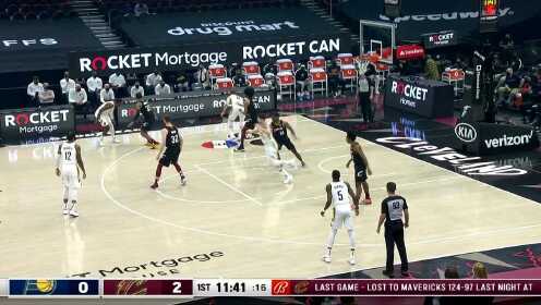 《NBA全场集锦》开局展现完美配合 步行者五人传球勒维尔中门3分爆射