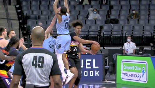 《NBA全场集锦》黄雀在后 吉昂背后杀出送克劳德钉板大帽